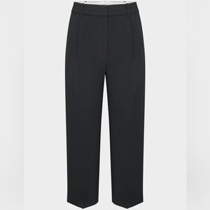 Aritzia Effortless Crop - Crepette